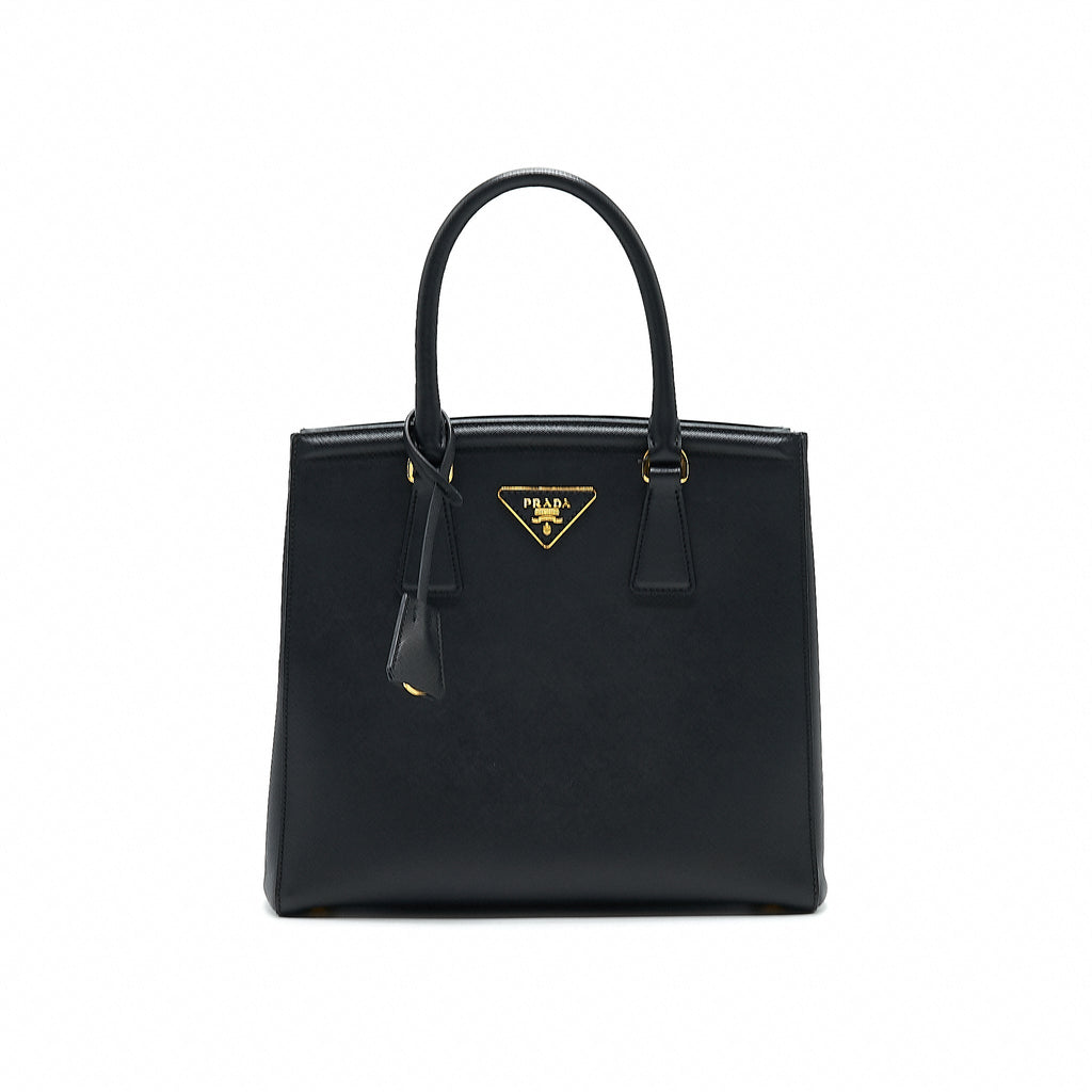 prada-saffiano-lux-leather-tote-bag-nero