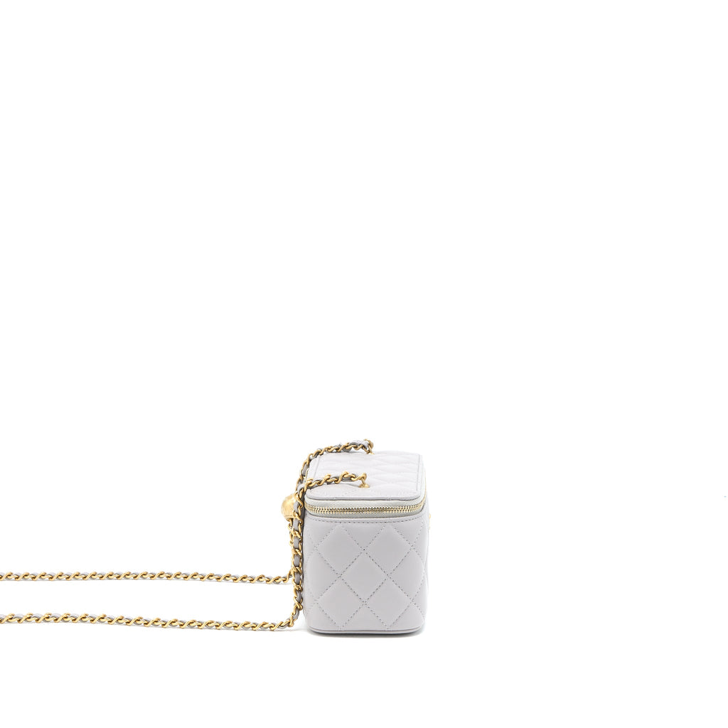 chanel-22b-pearl-crush-long-vanity-with-chain-lambskin-grey-ghw-1