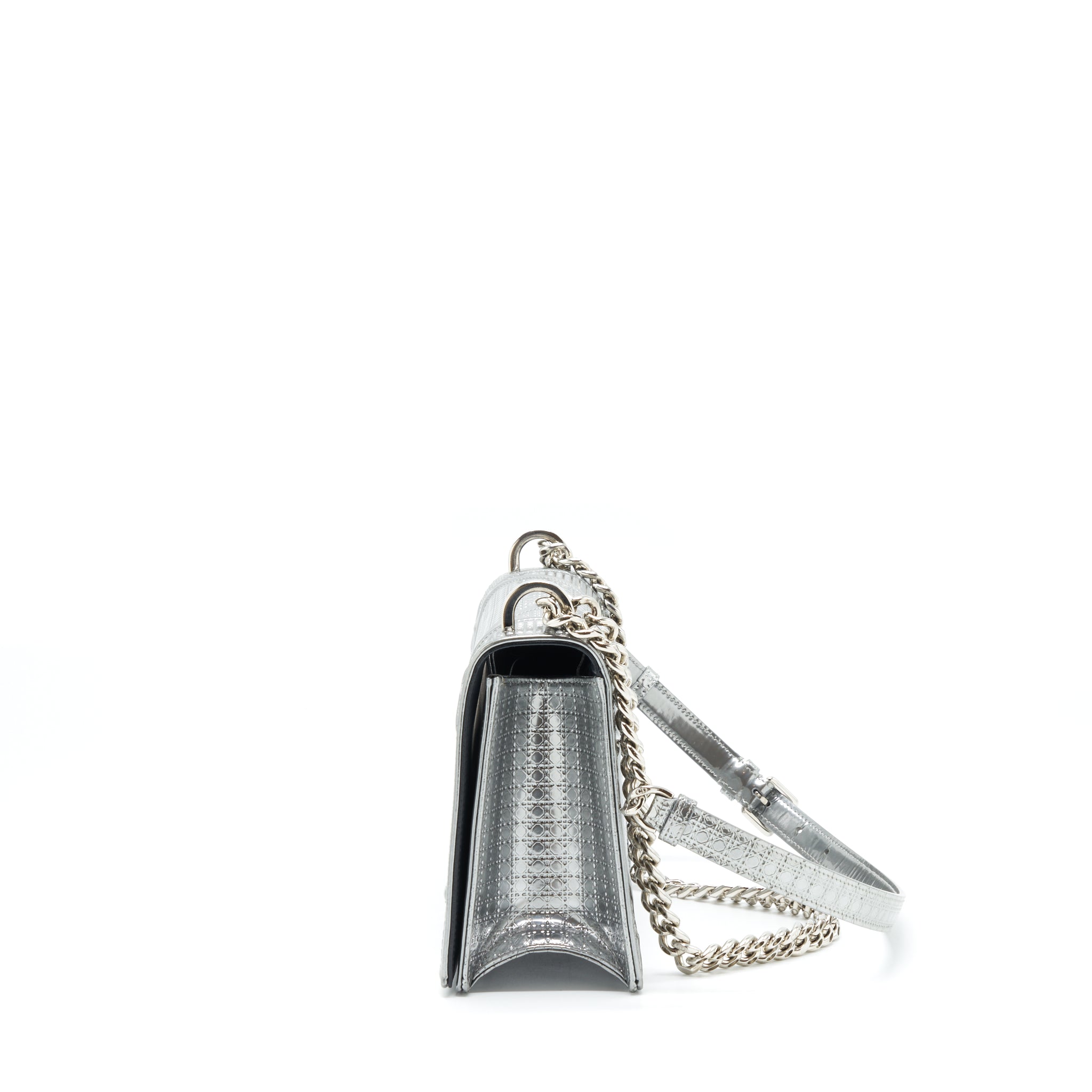 dior-medium-diorama-metallic-sliver-shw