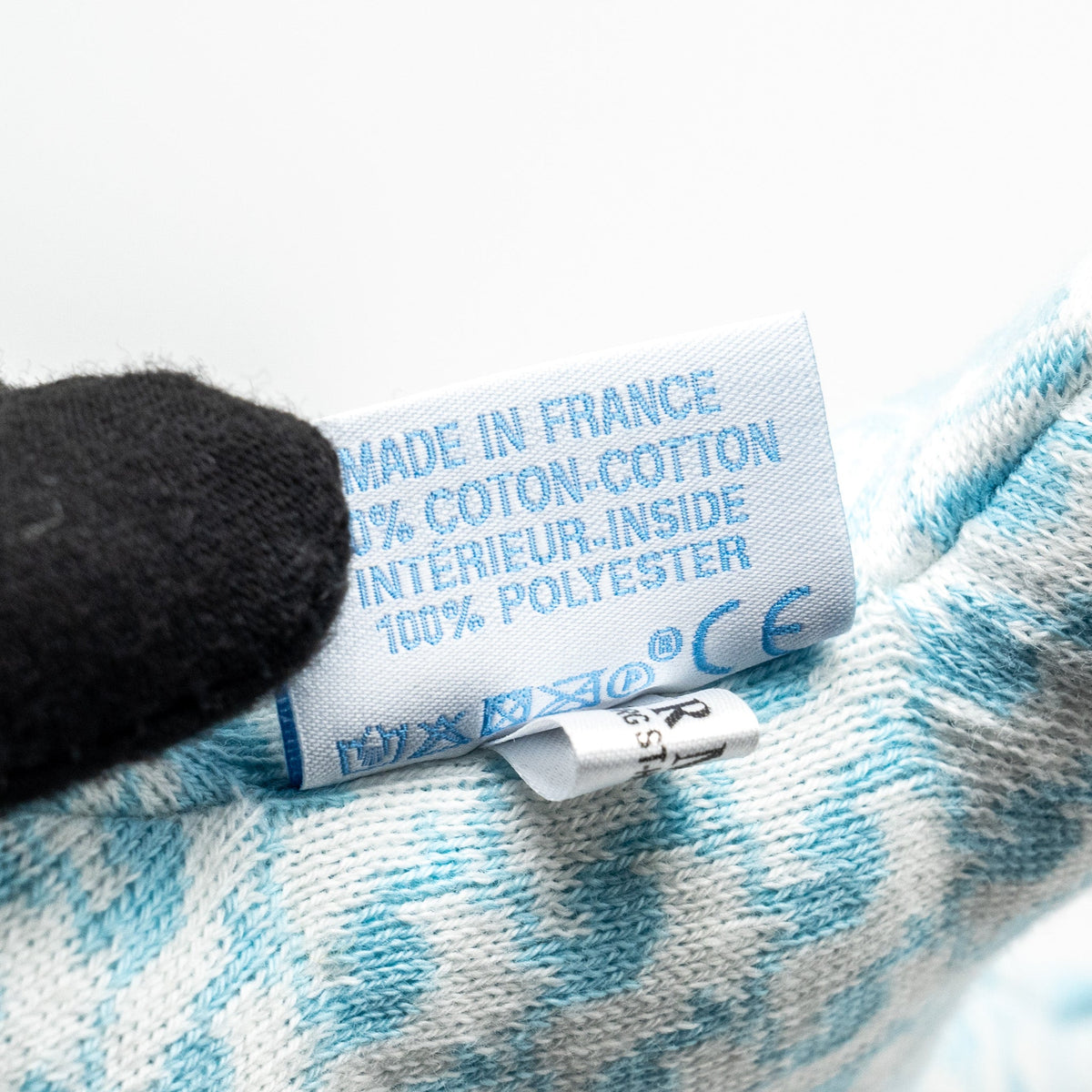 hermes-baby-gloves-toy-gift-set-cashmere-light-blue-copy