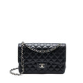 chanel-classic-jumbo-double-flap-bag-caviar-black-shw