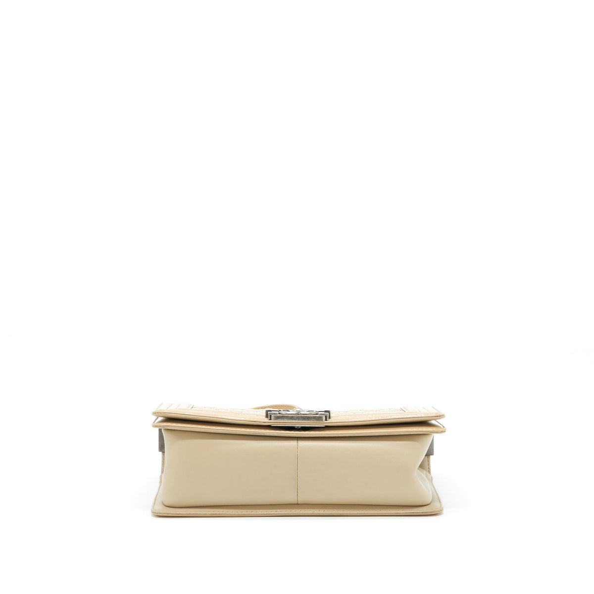 chanel-medium-boy-patent-light-beige-ruthenium-sliver-hardware