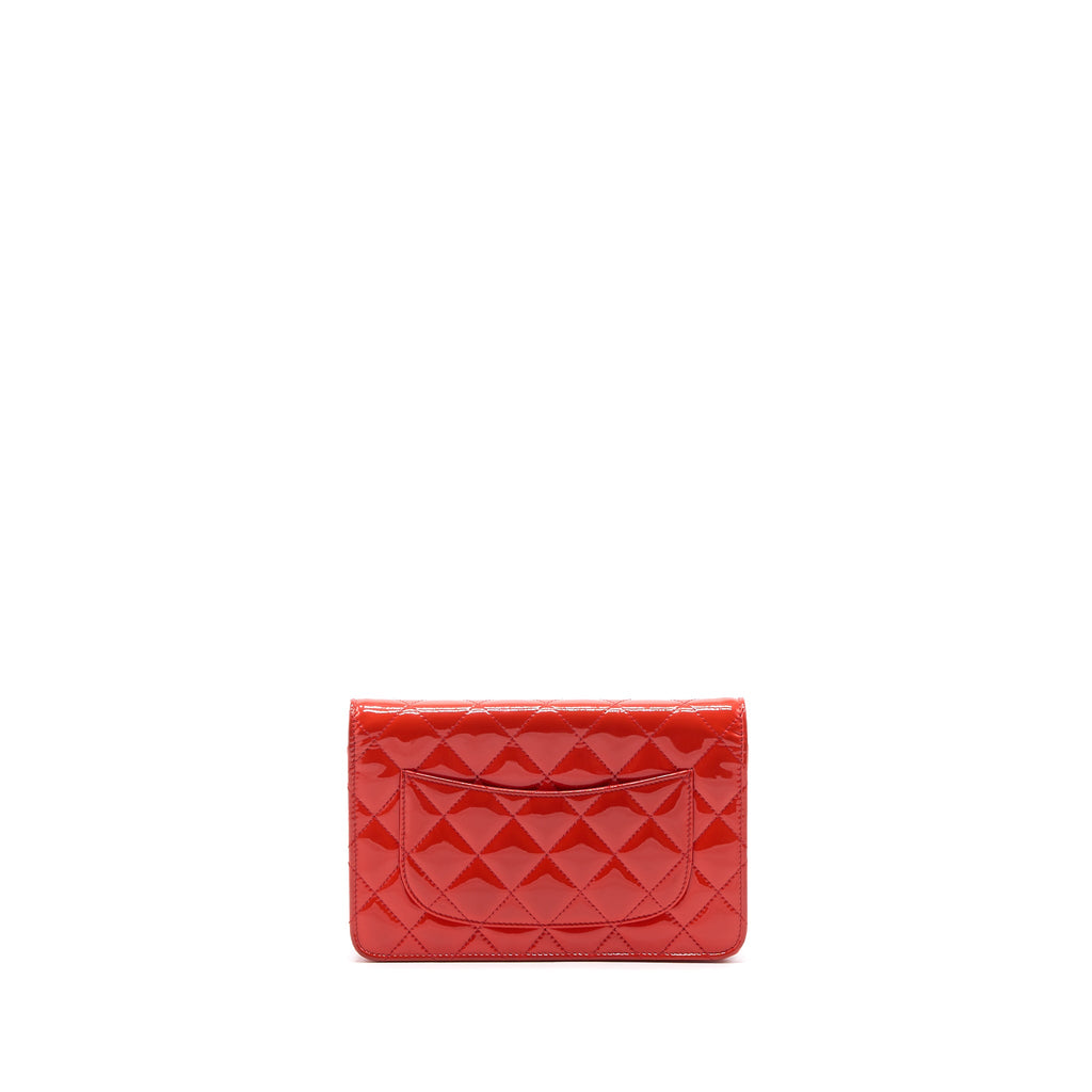 chanel-classic-wallet-on-chain-patent-red-shw