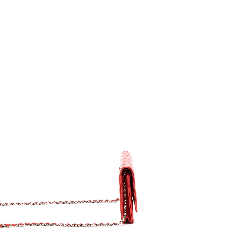chanel-classic-wallet-on-chain-patent-red-shw