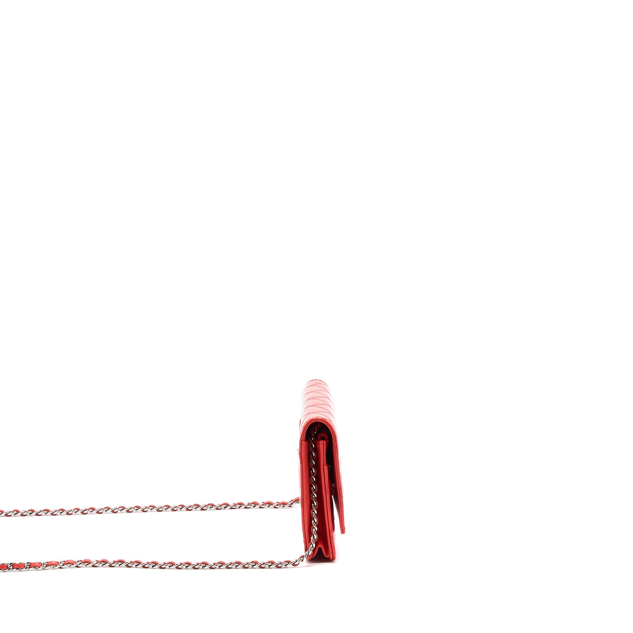 chanel-classic-wallet-on-chain-patent-red-shw