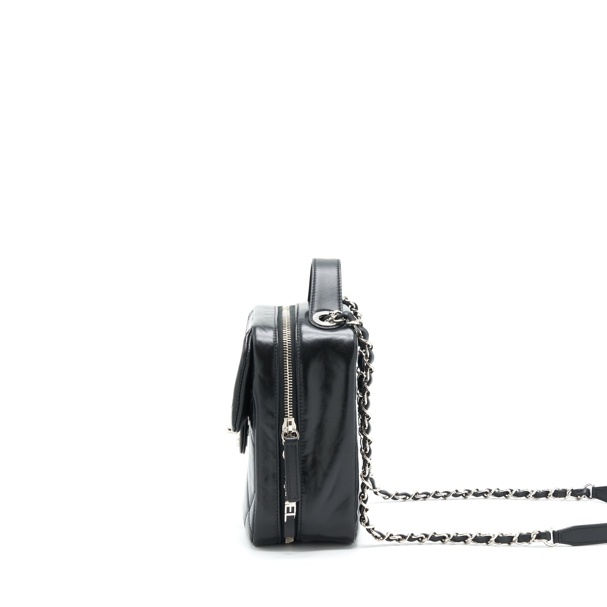 chanel-quilted-vertical-top-handle-bag-calfskin-black-shw