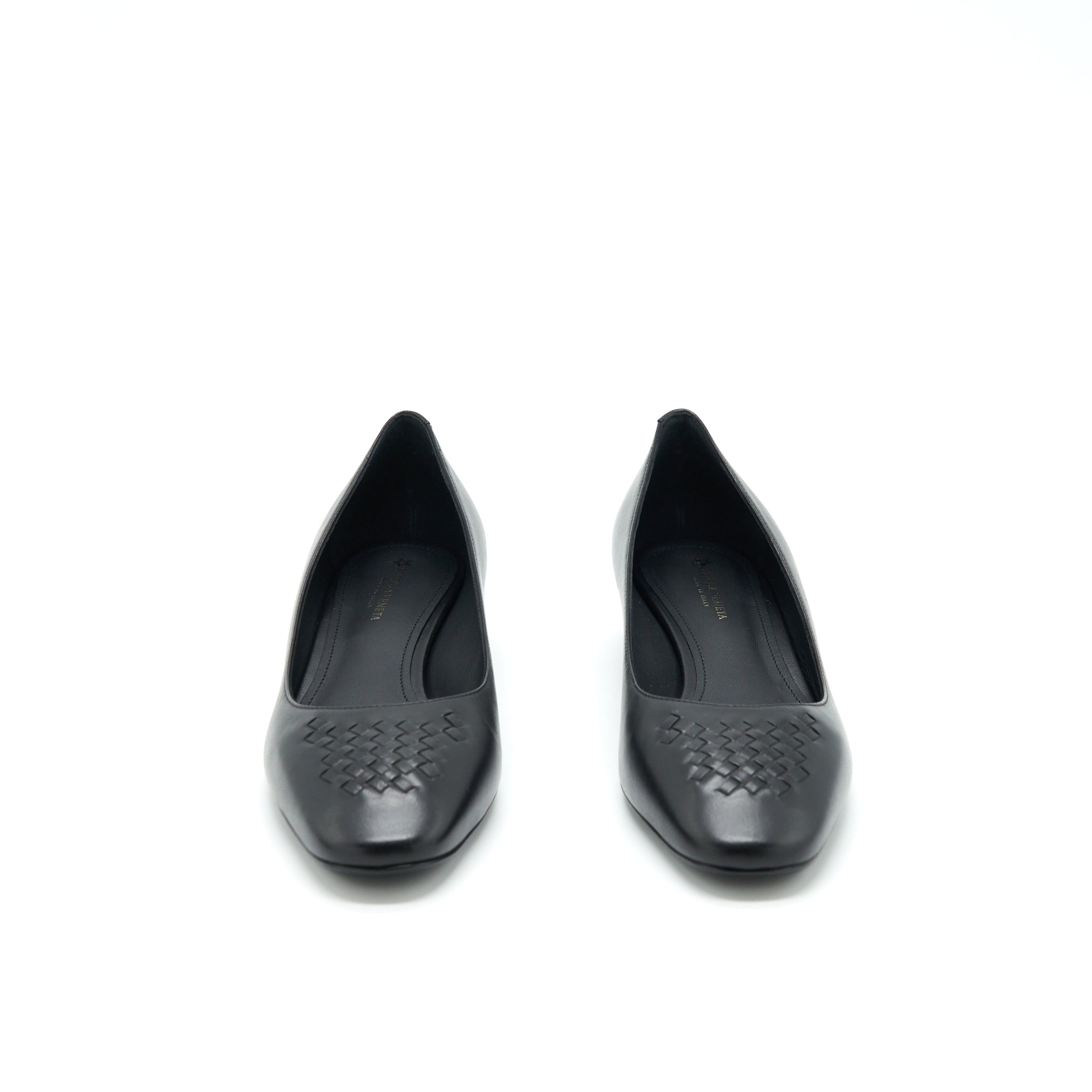 bottega-veneta-size-36-ballerina-shoes-black
