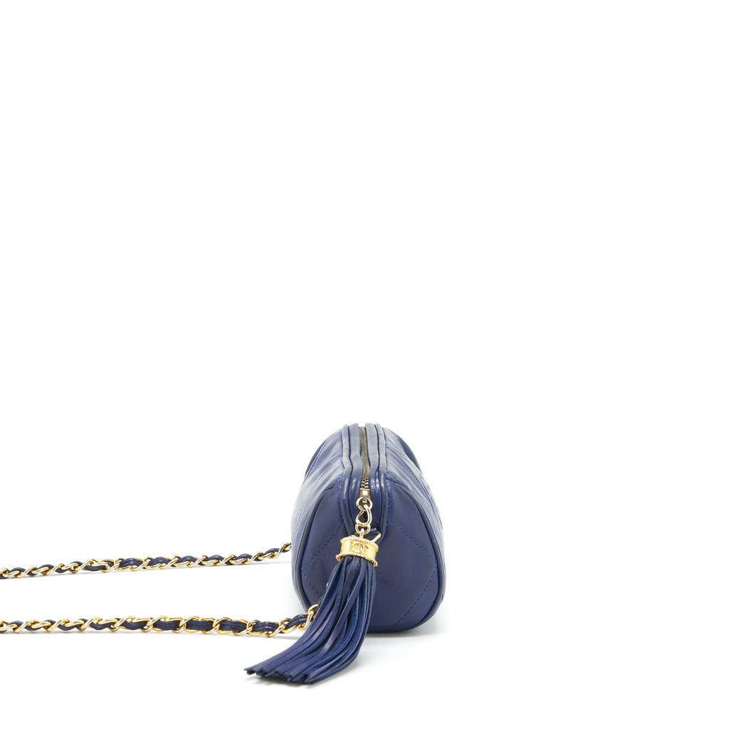 chanel-vintage-barrel-bag-lambskin-navy-ghw