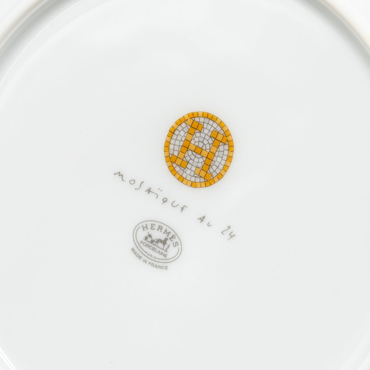 hermes-assiette-calotte-mosaique-au-24-multicolor-sell-in-a-set