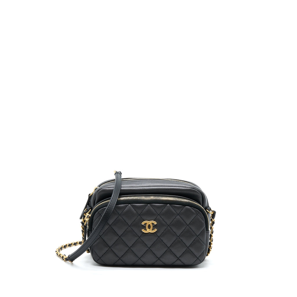 chanel-camera-case-quilted-calfskin-black-ghw