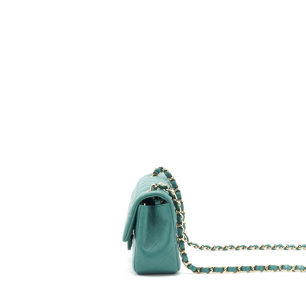 chanel-21a-mini-rectangular-flap-bag-lambskin-light-green-lghw-microchip