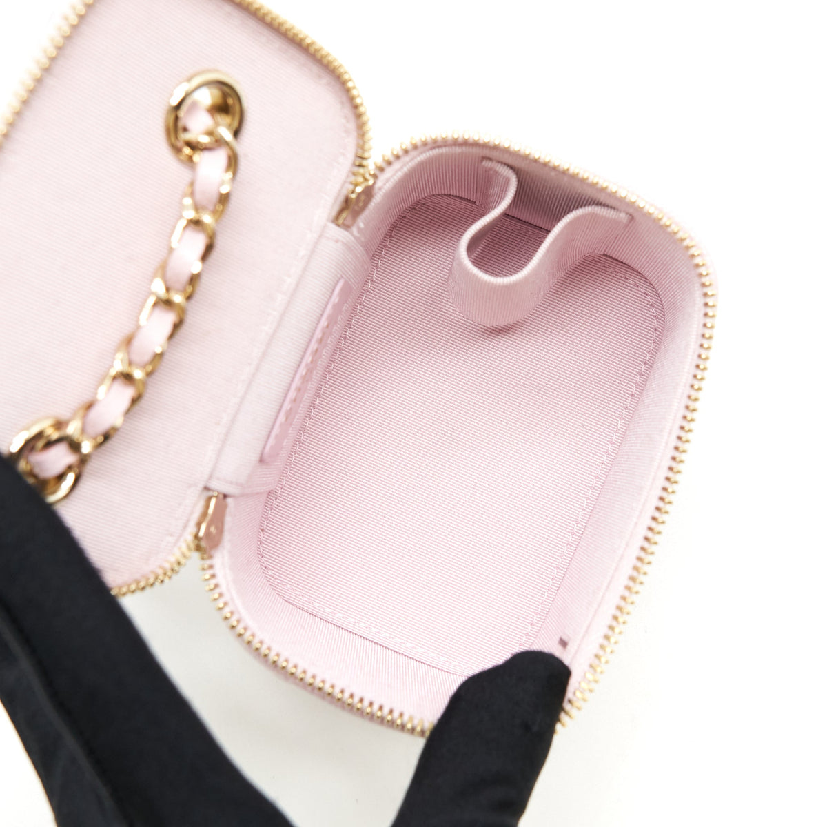 chanel-mini-vanity-case-caviar-pink-lghw