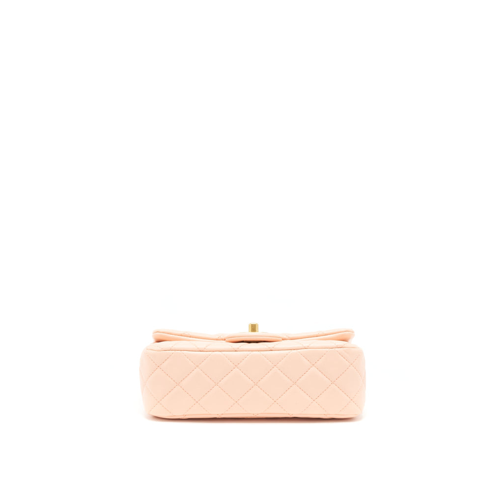 chanel-22c-pearl-crush-mini-rectangular-flap-bag-lambskin-light-orange-peach-ghw
