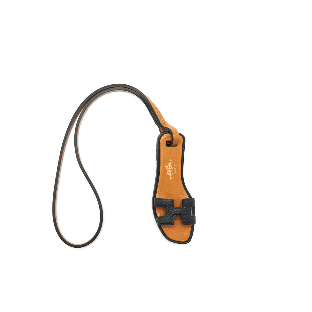 hermes-oran-nano-charm-noir-naturel-copy