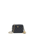 chanel-pearl-crush-camera-bag-lambskin-black-ghw