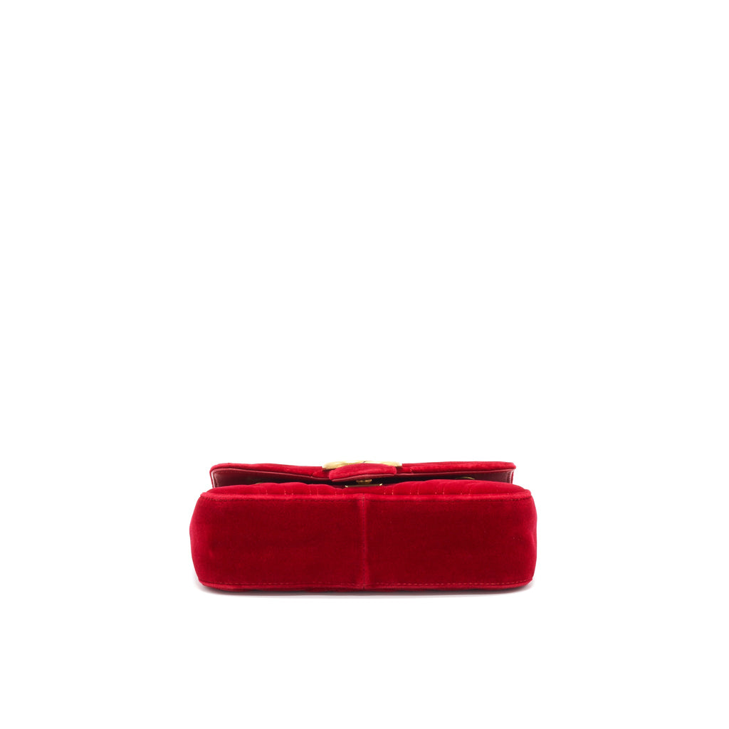 gucci-velvet-gg-marmont-matelasse-mini-bag-1