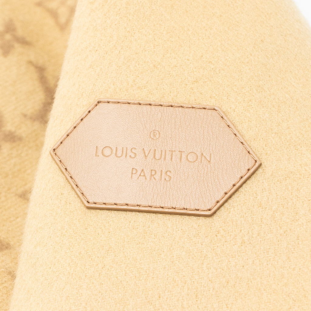 louis-vuitton-size-34-signature-double-face-hooded-wrap-coat-wool-beige