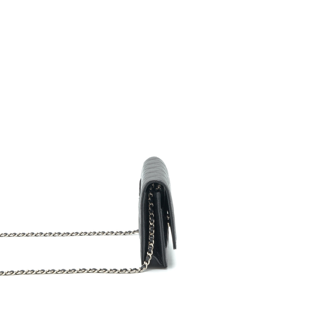 chanel-classic-wallet-on-chain-caviar-black-shw-1