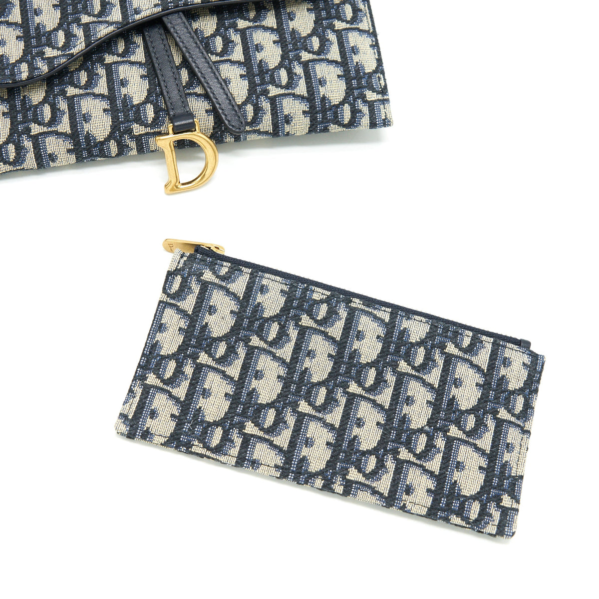 dior-saddle-wallet-on-chain-blue-oblique-jacquard