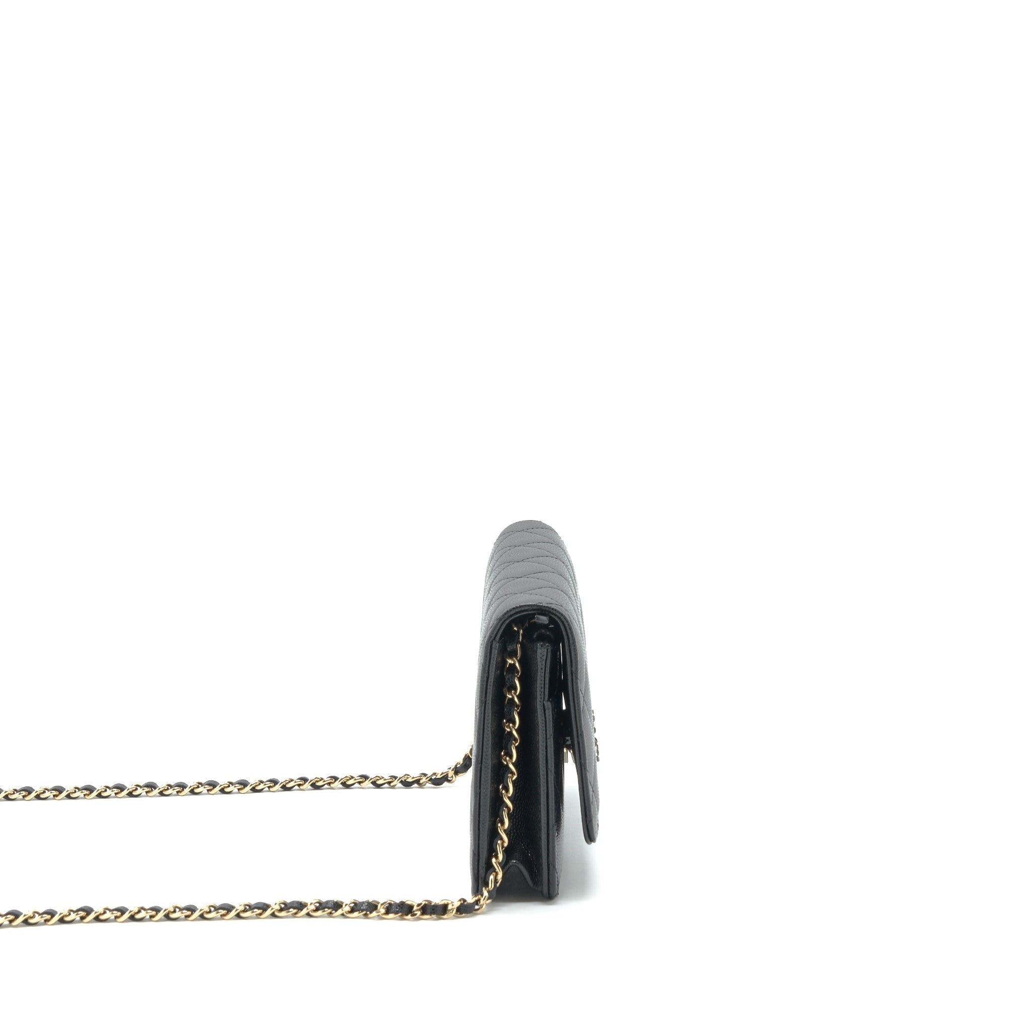 chanel-22s-detail-cc-logo-wallet-on-chain-caviar-black-lghw-microchip