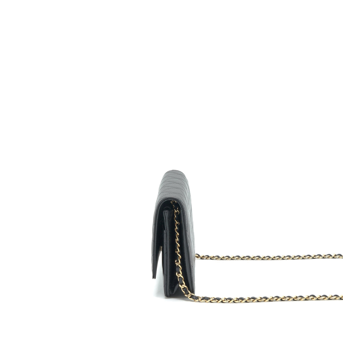 chanel-22s-detail-cc-logo-wallet-on-chain-caviar-black-lghw-microchip