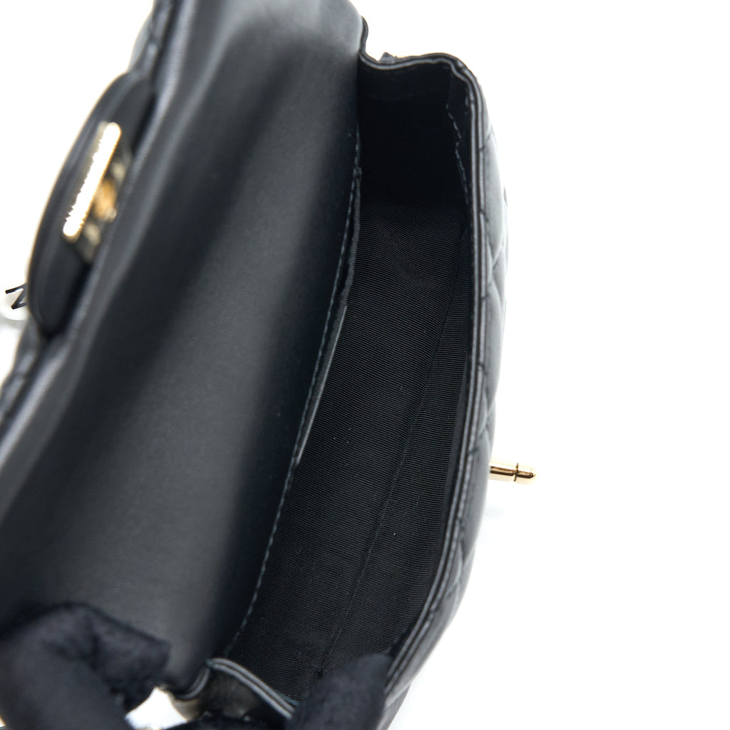 chanel-pearl-chain-flap-bag-quilted-lambskin-black-lghw-1