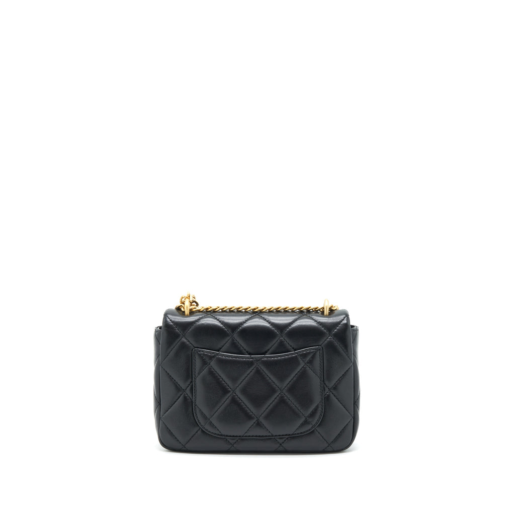 chanel-22p-mini-square-flap-bag-lambskin-black-gold-black-hardware-microchip
