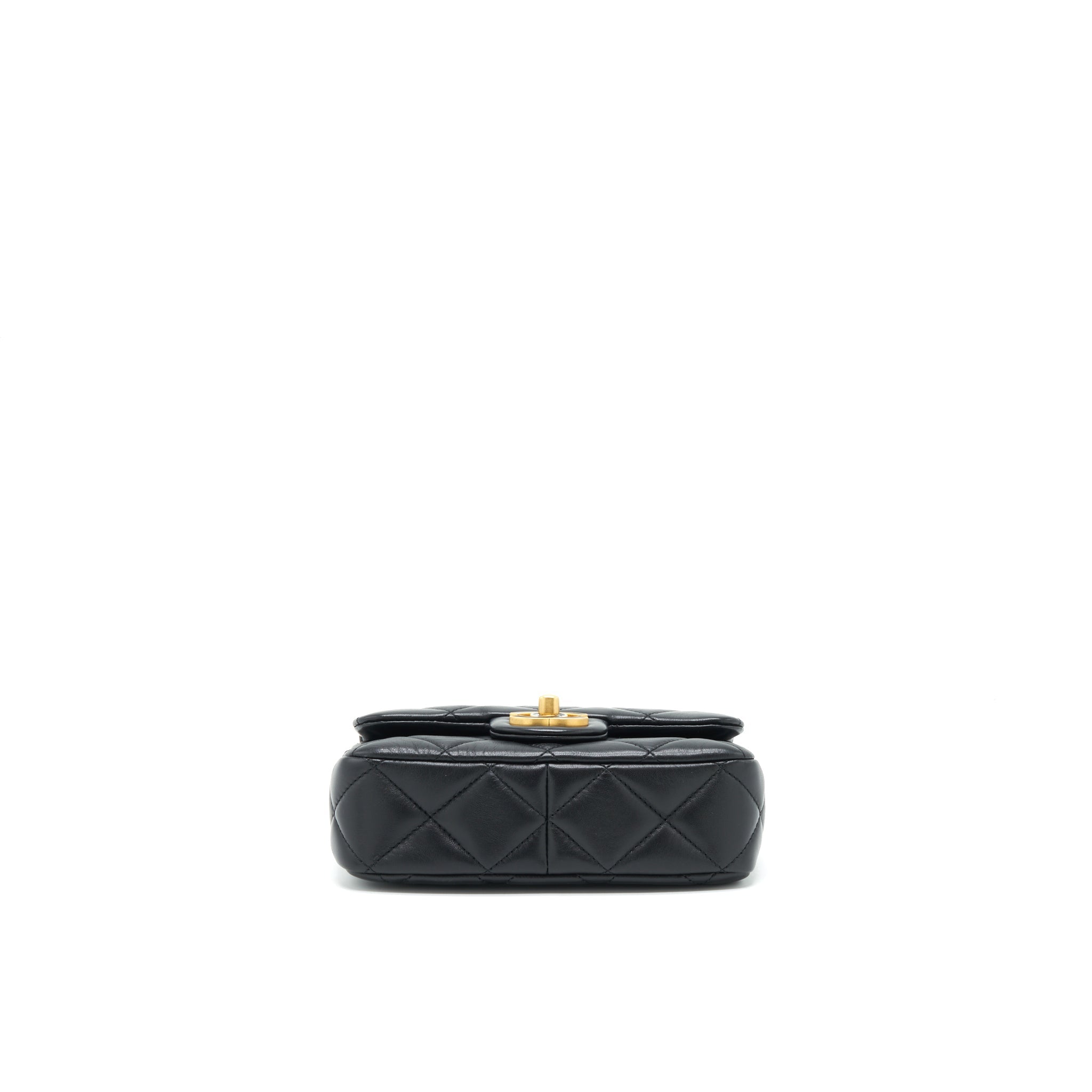 chanel-22p-mini-square-flap-bag-lambskin-black-gold-black-hardware-microchip