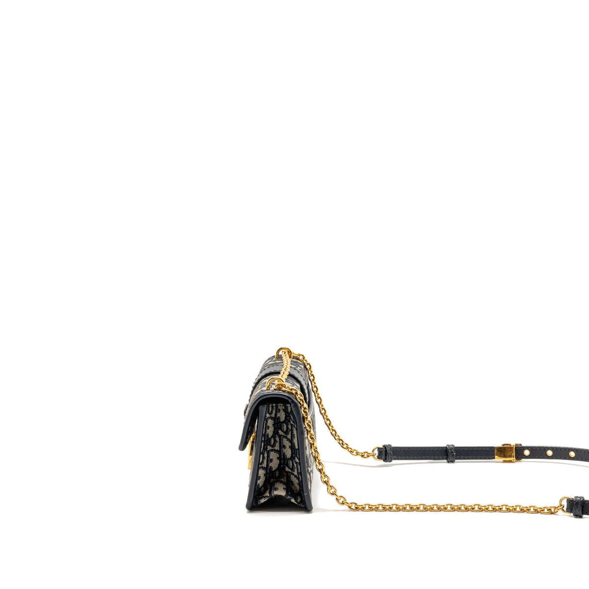 dior-30-montaigne-east-west-bag-with-chain-dior-oblique-jacquard-calfskin-navy-ghw