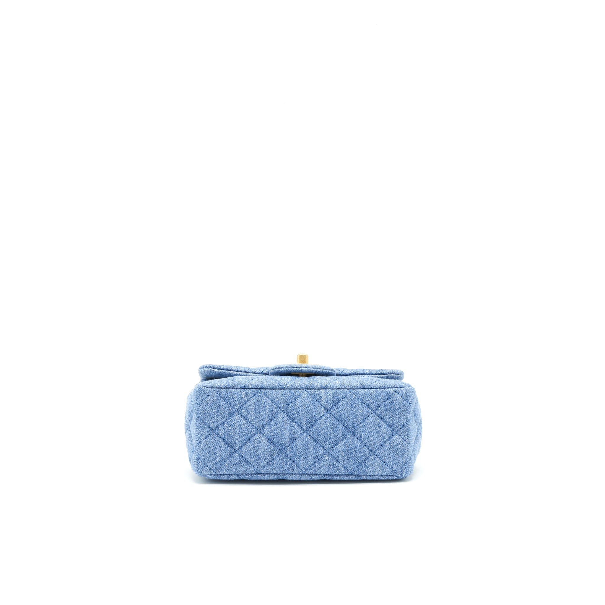 chanel-22c-denim-pearl-crush-mini-square-flap-bag-1