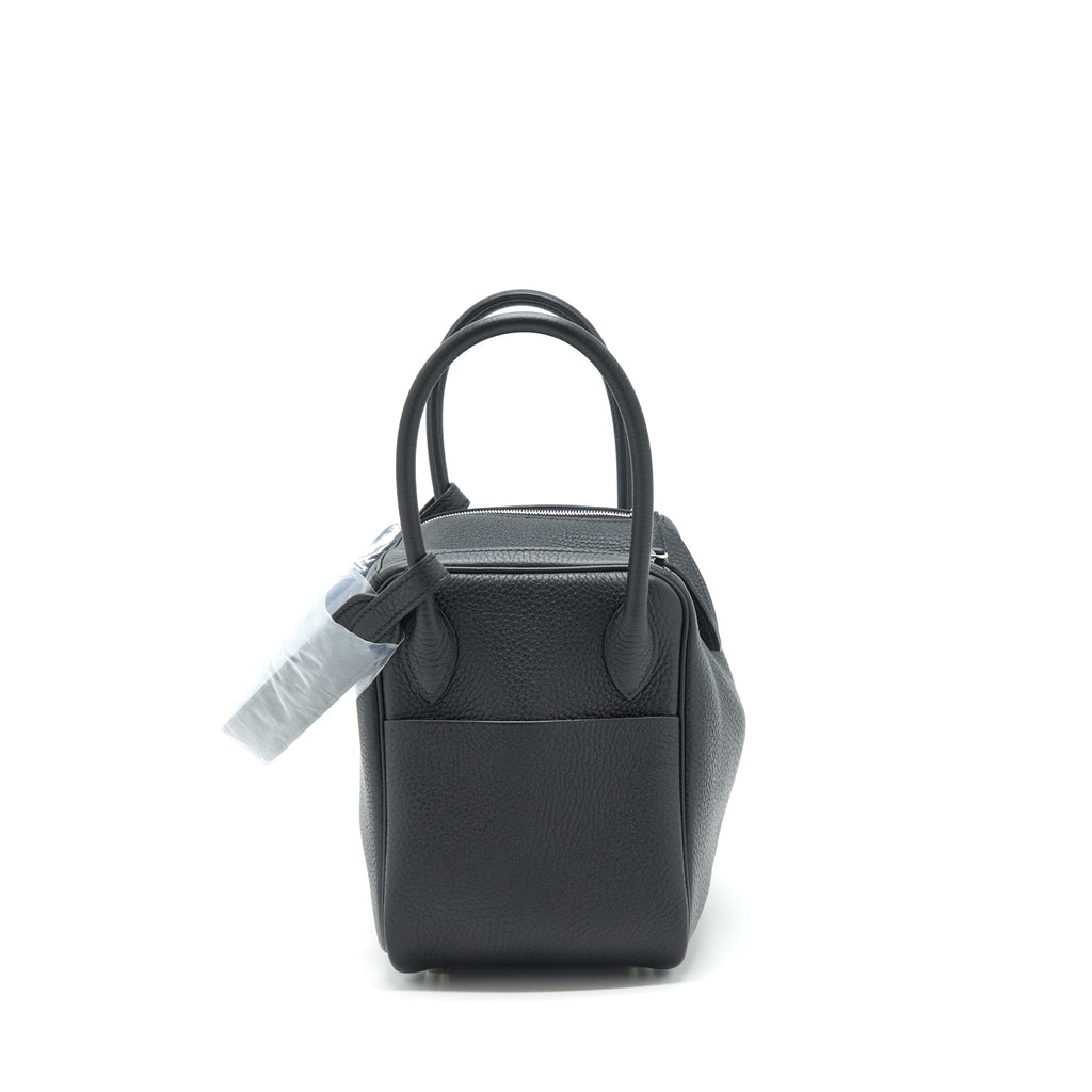 hermes-lindy-26-clemence-black-shw-stamp-z-1
