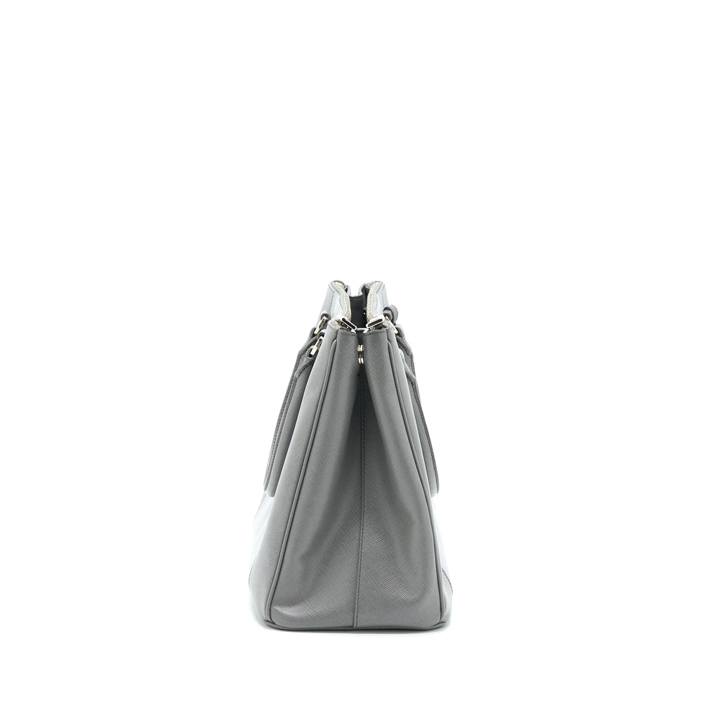 prada-double-zip-tote-bag-saffiano-calfskin-multicolour-grey-shw