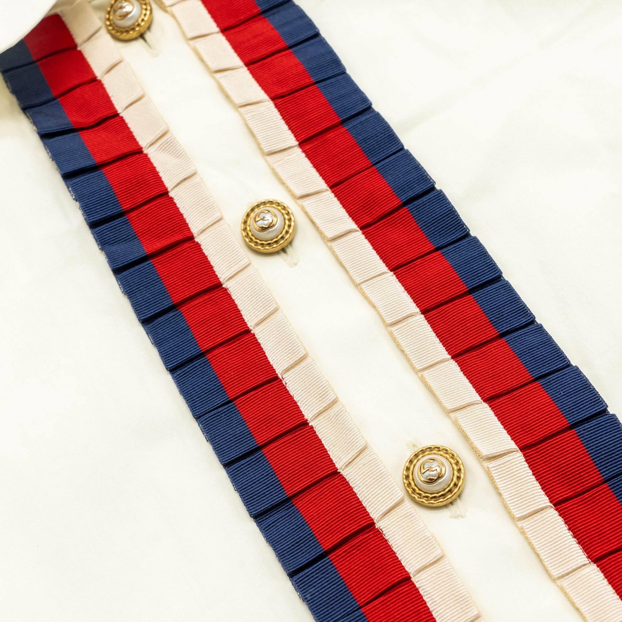gucci-size-38-detailed-ribbon-shirt-cream-multicolor