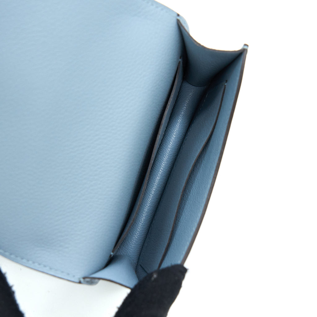 hermes-constance-slim-evercolor-j7-bleu-lin-ghw