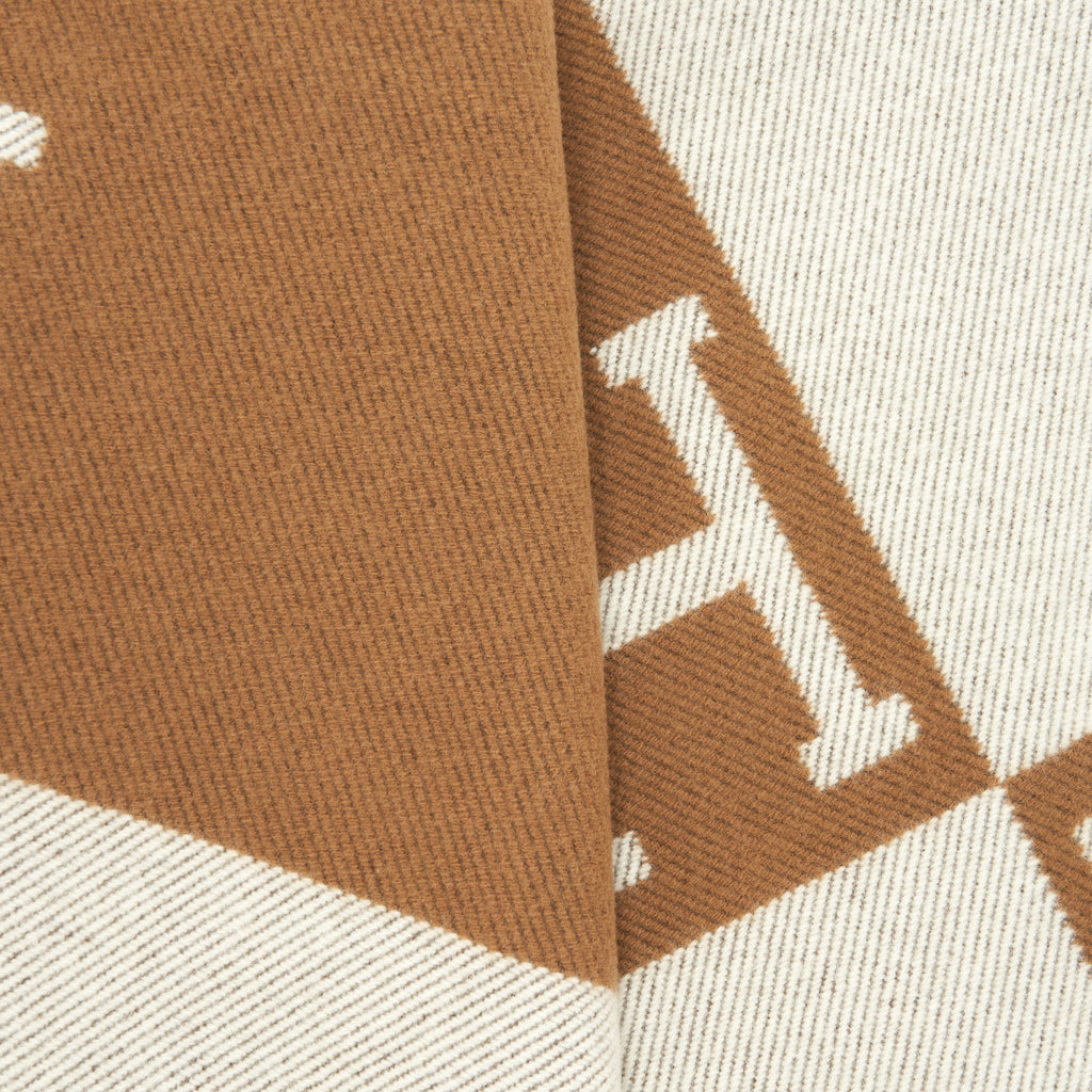 hermes-avalon-throw-blanket-camel-6