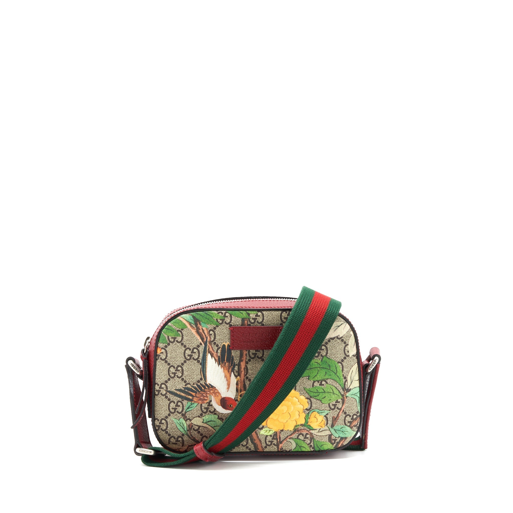 gucci-printed-supreme-canvas-camera-bag-red