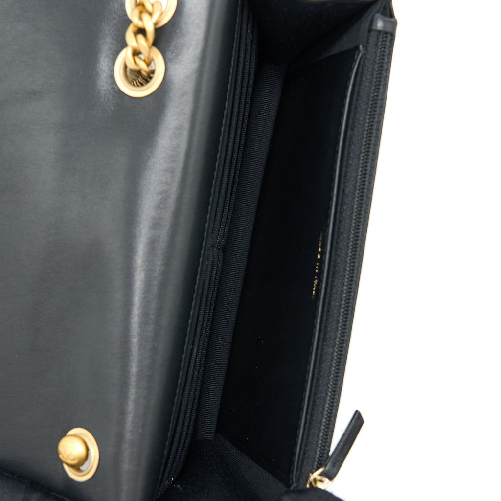 chanel-22k-gold-pillar-wallet-on-chain-lambskin-black-brushed-ghw-microchip