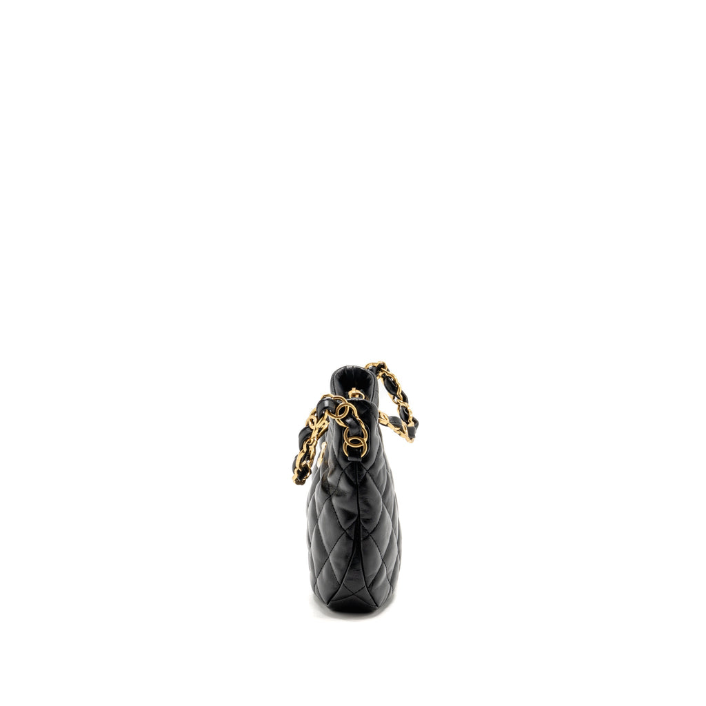 chanel-22k-hobo-shoulder-bag-lambskin-black-ghw-microchip-2