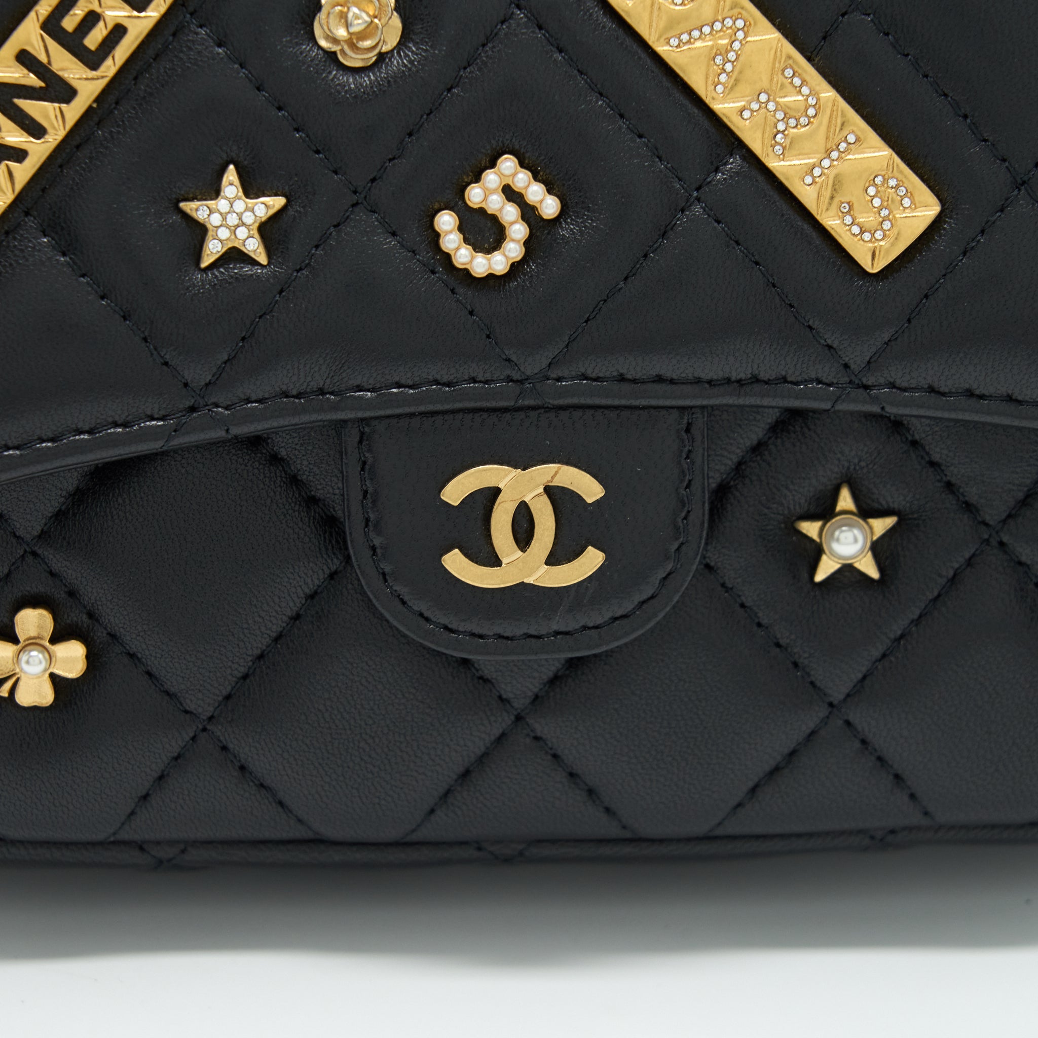 chanel-limited-charm-double-layer-mini-chain-bag-lambskin-black-ghw