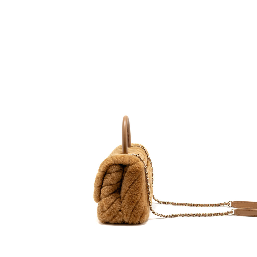 chanel-small-chevron-coco-handle-bag-shearling-dark-beige-lghw