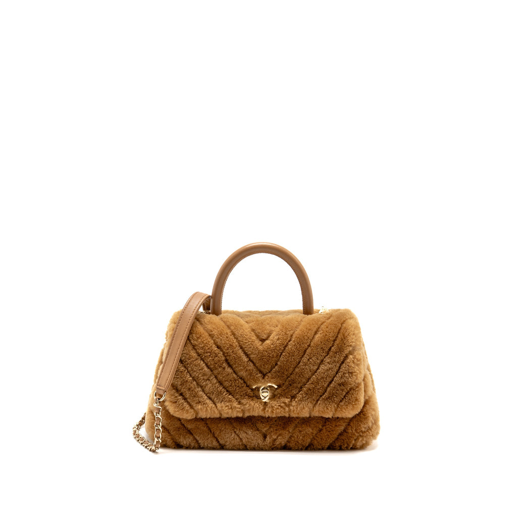 chanel-small-chevron-coco-handle-bag-shearling-dark-beige-lghw