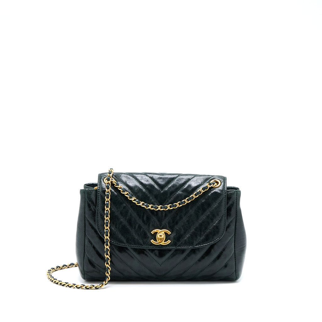 chanel-chevron-hampton-flap-bag-aged-calfskin-dark-green-ghw