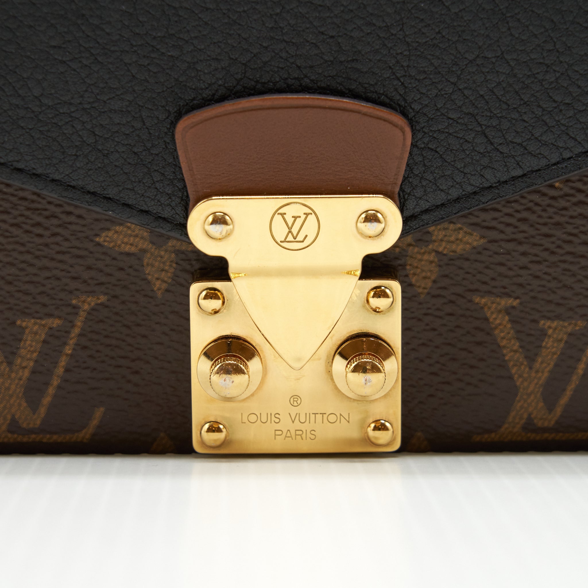 louis-vuitton-long-wallet-black-monogram-canvas-ghw