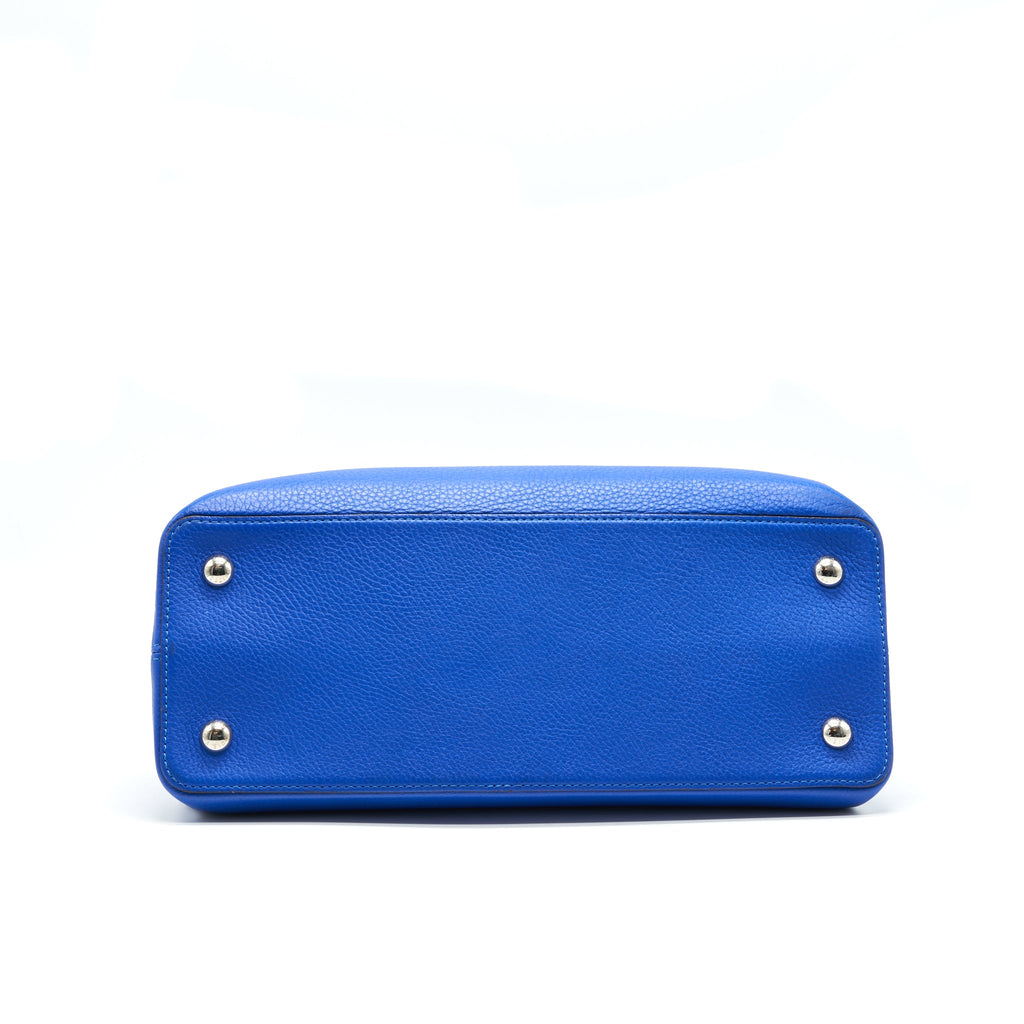 louis-vuitton-capucines-royal-blue-mm