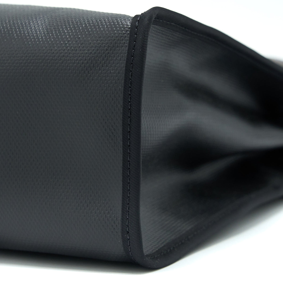 hermes-herbag-31-berline-canvas-hunter-noir-ecru-noir-ebene-ghw-stamp-z