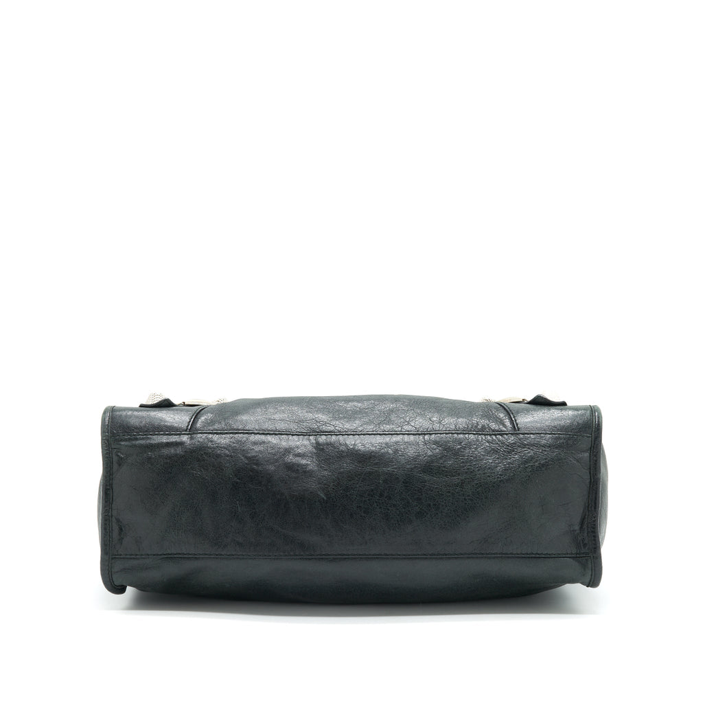 balenciaga-giant-city-in-black-shw