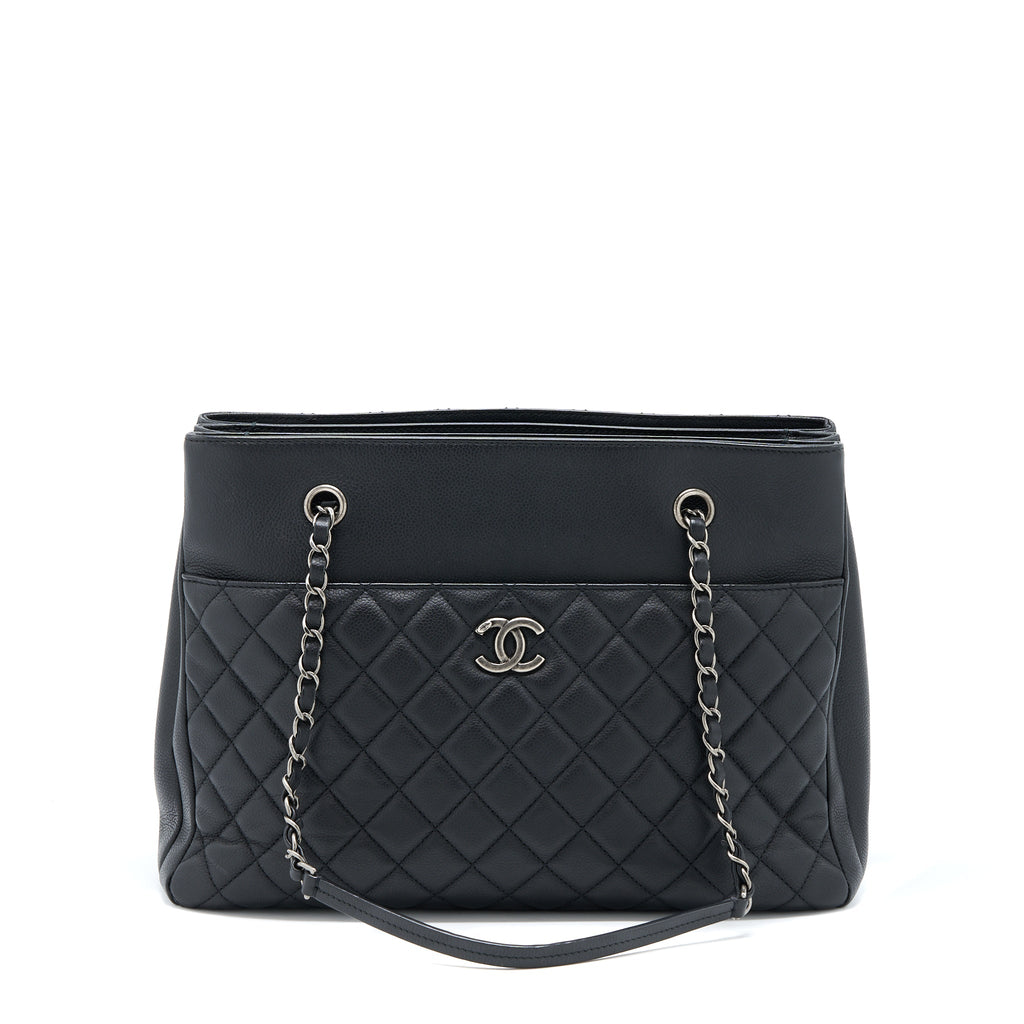 chanel-urban-companion-tote-bag-caviar-black-ruthenium-hardware