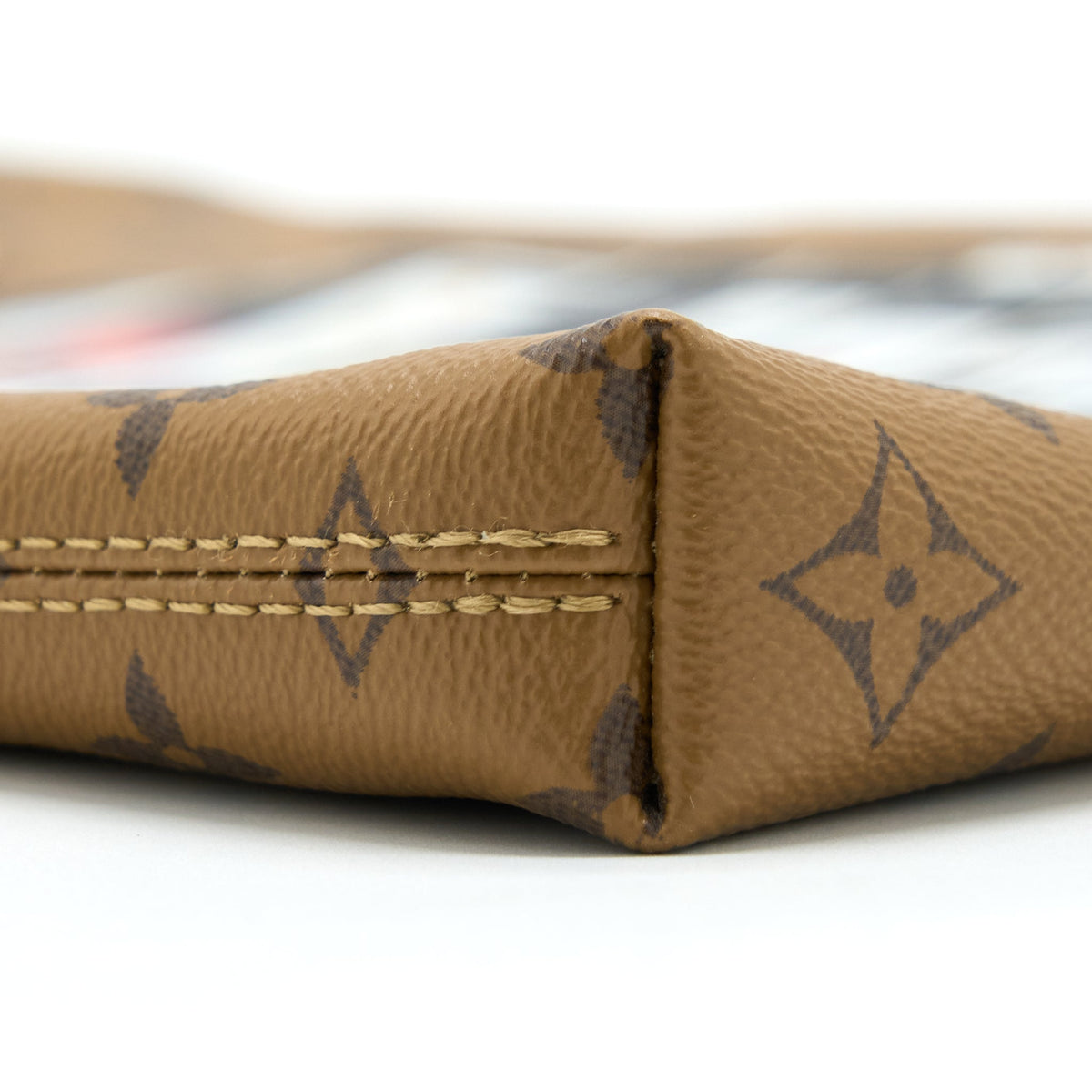 louis-vuitton-carry-it-tote-monogram-reverse-canvas-with-print-ghw