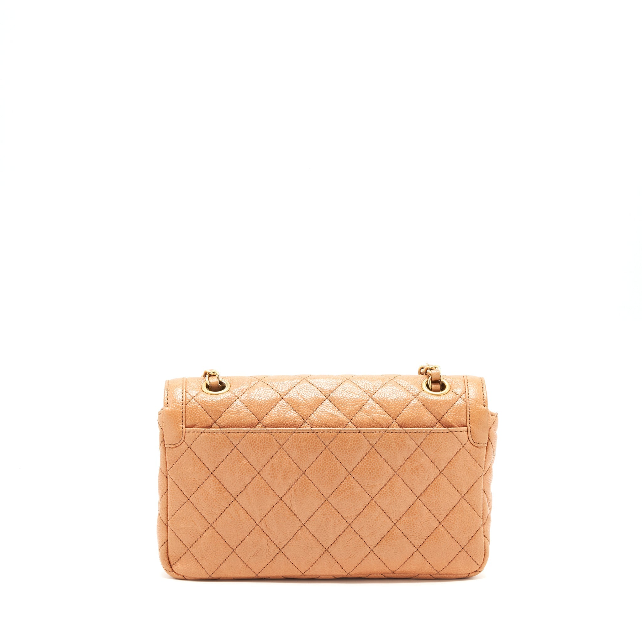 chanel-seasonal-flap-bag-caviar-pink-ghw