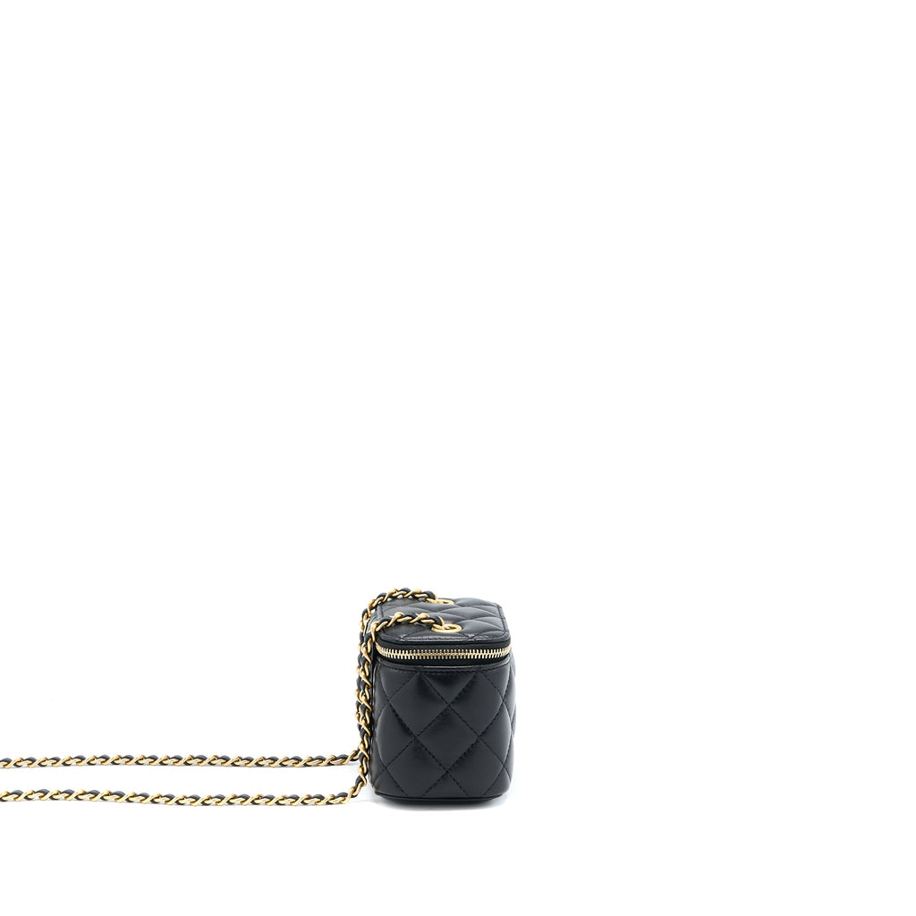 chanel-pearl-crush-mini-vanity-case-lambskin-black-lghw